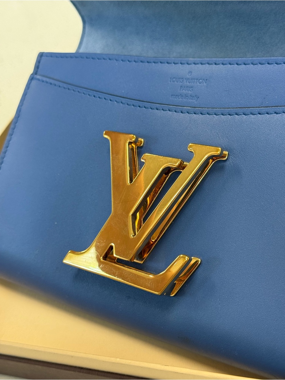 Louis Vuitton Blue Twist MM Shoulder Bag with Gold Hardware PL1176 - Picture 9 of 11